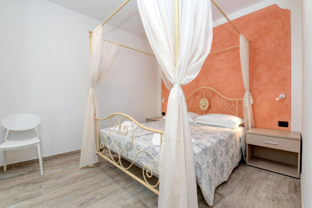 Borgo Ermanno Aparthotel Тиняле Екстериор снимка