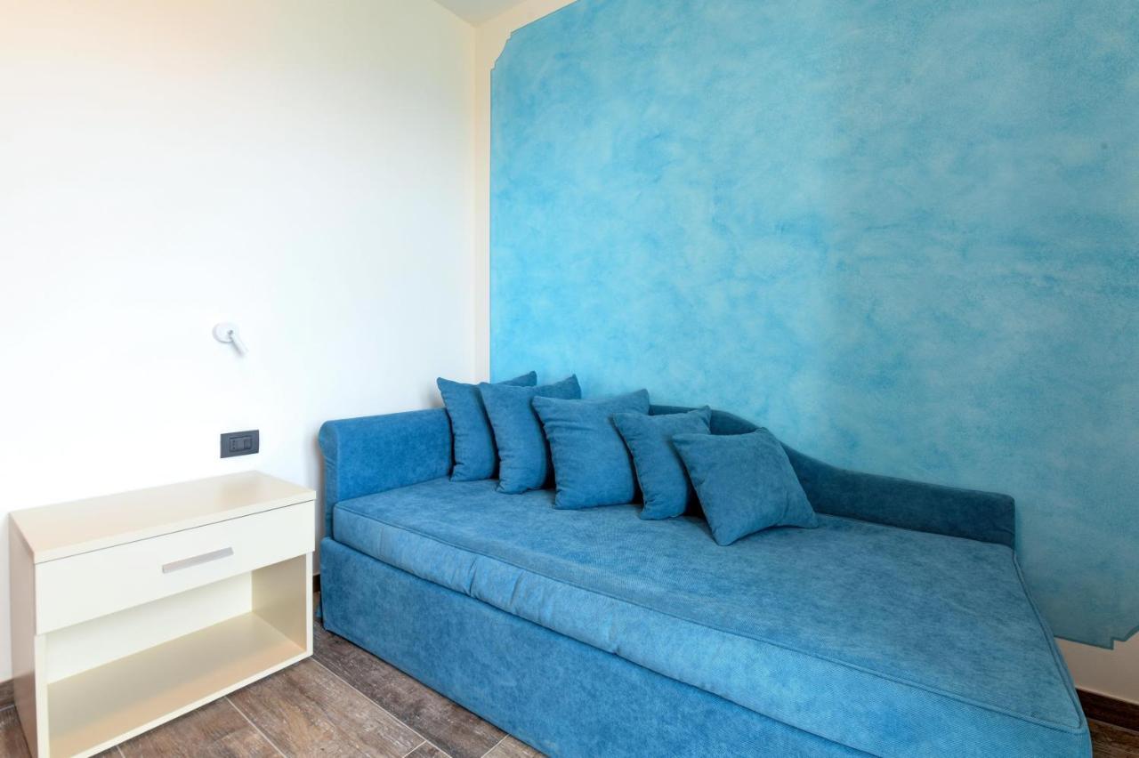 Borgo Ermanno Aparthotel Тиняле Екстериор снимка