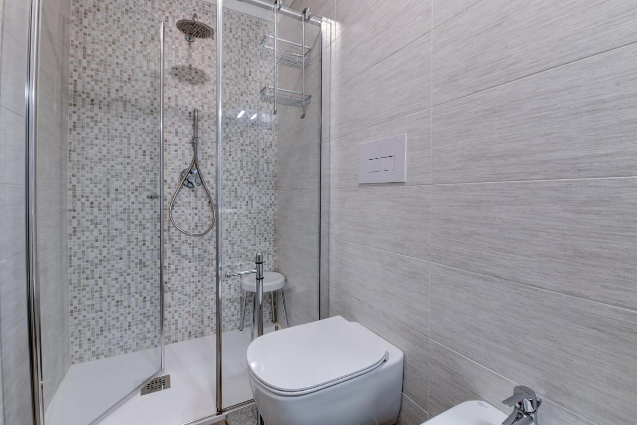 Borgo Ermanno Aparthotel Тиняле Екстериор снимка