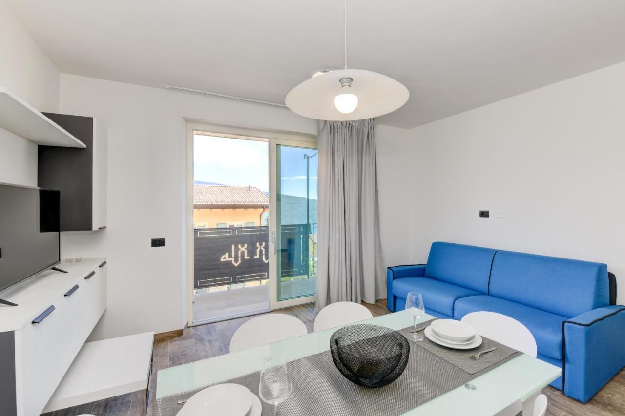 Borgo Ermanno Aparthotel Тиняле Екстериор снимка