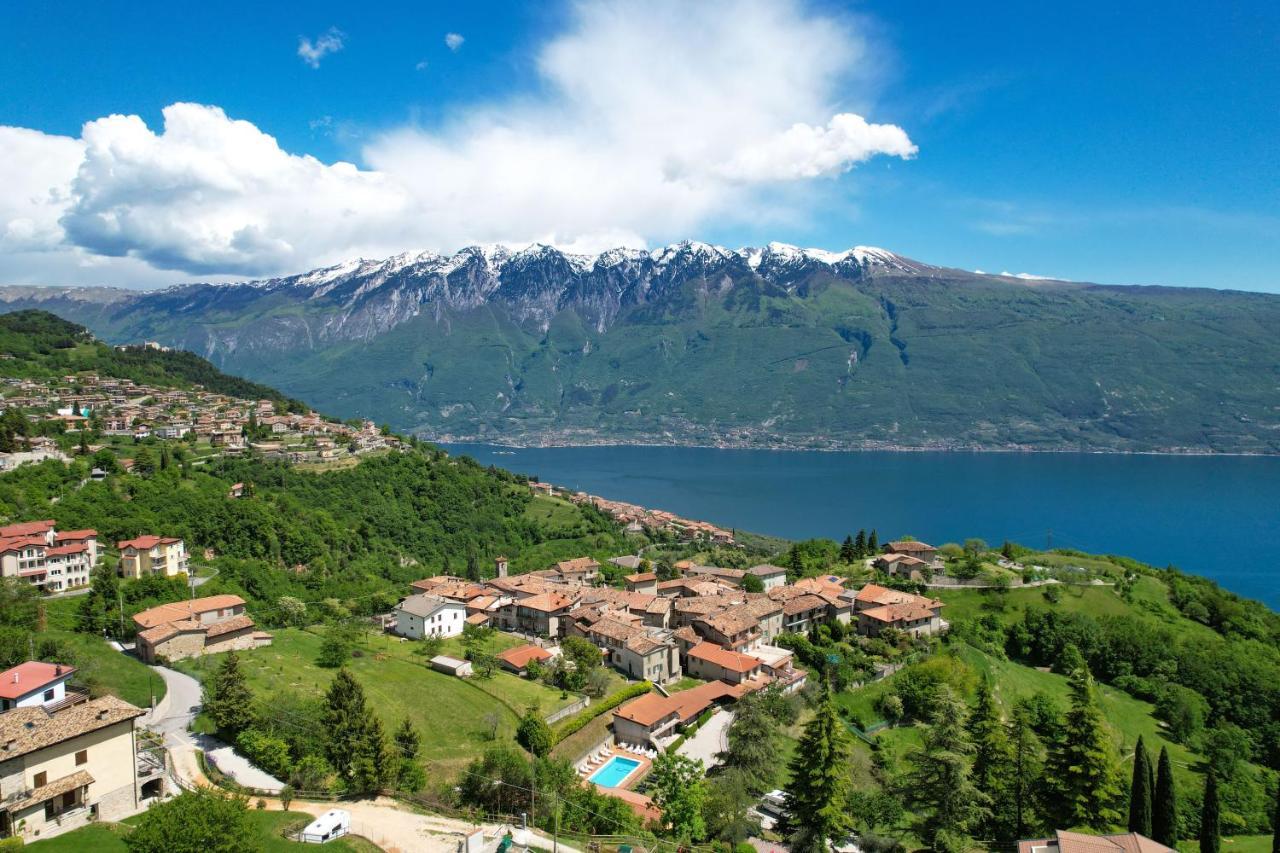 Borgo Ermanno Aparthotel Тиняле Екстериор снимка