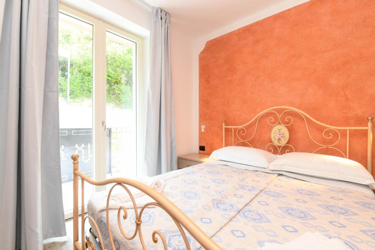 Borgo Ermanno Aparthotel Тиняле Екстериор снимка